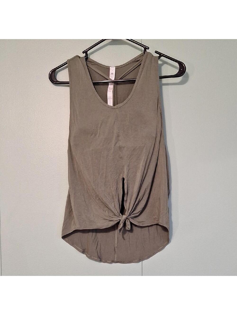 Lululemon Olive Green Built In Bra Tie Front Tank Top Size 4